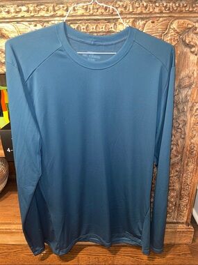 Patagonia Men's Long Sleeve Crew in Dark Bluegreenish